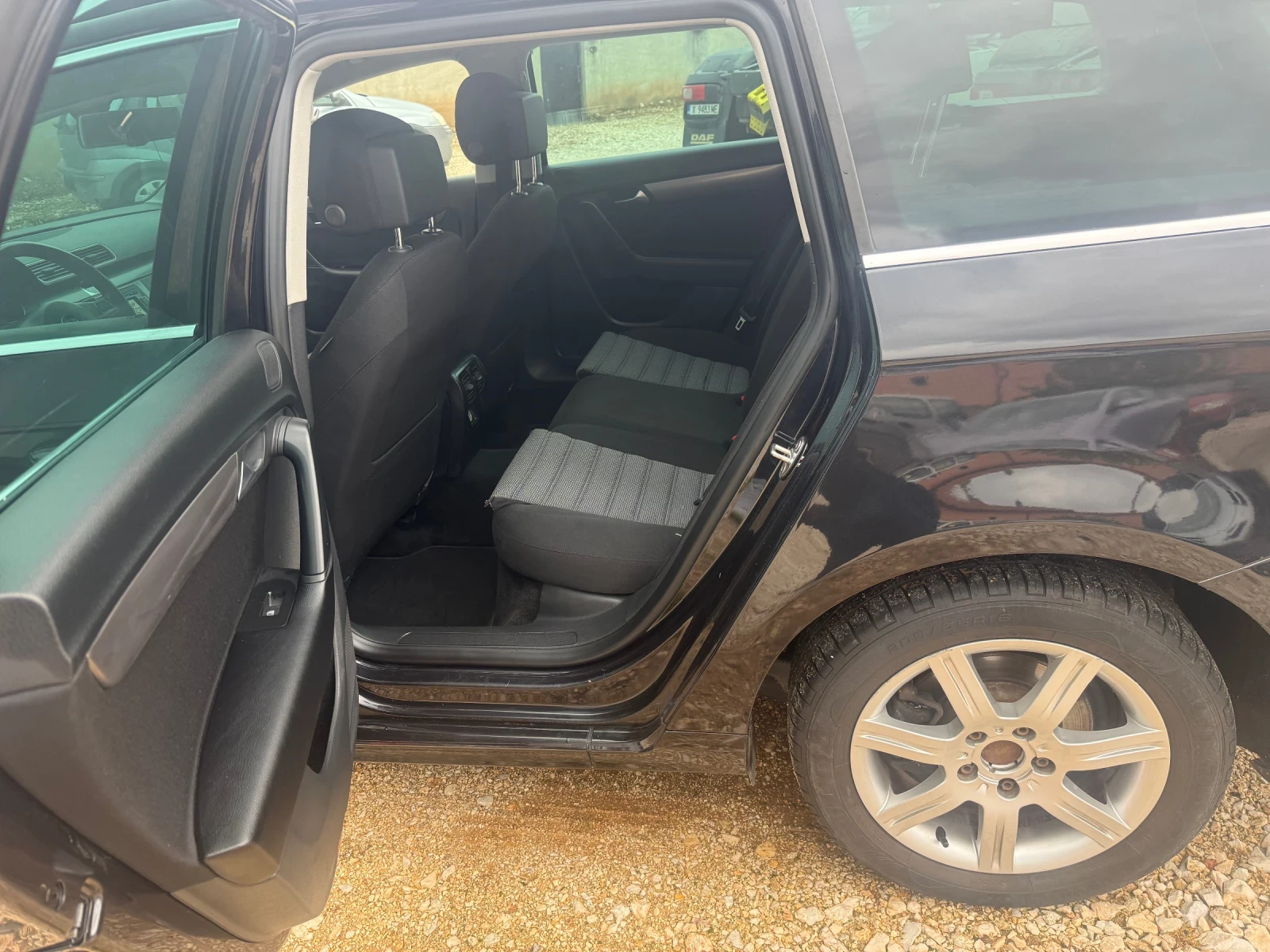 VW Passat 1, 6D-105кс.-КОМФОРТ ЛАЙН , снимка 14 - Автомобили и джипове - 54378400