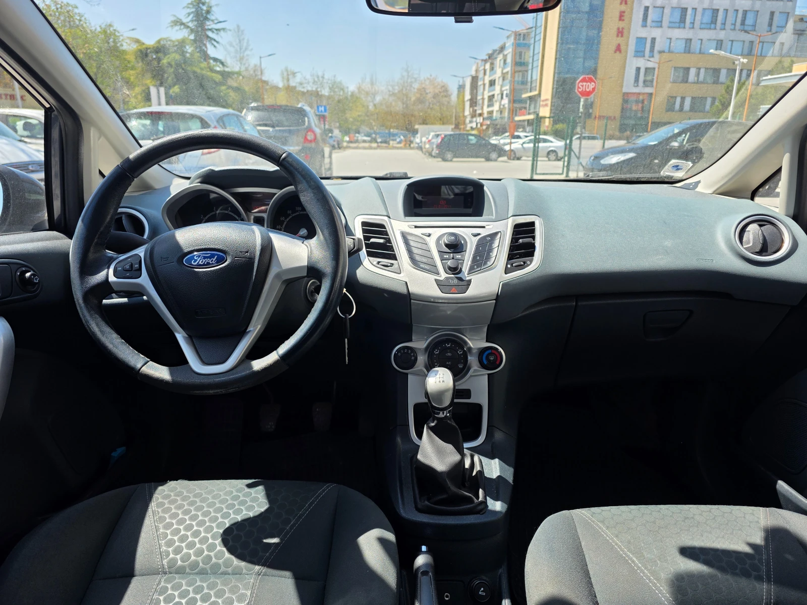 Ford Fiesta 1.25, снимка 14 - Автомобили и джипове - 54710395