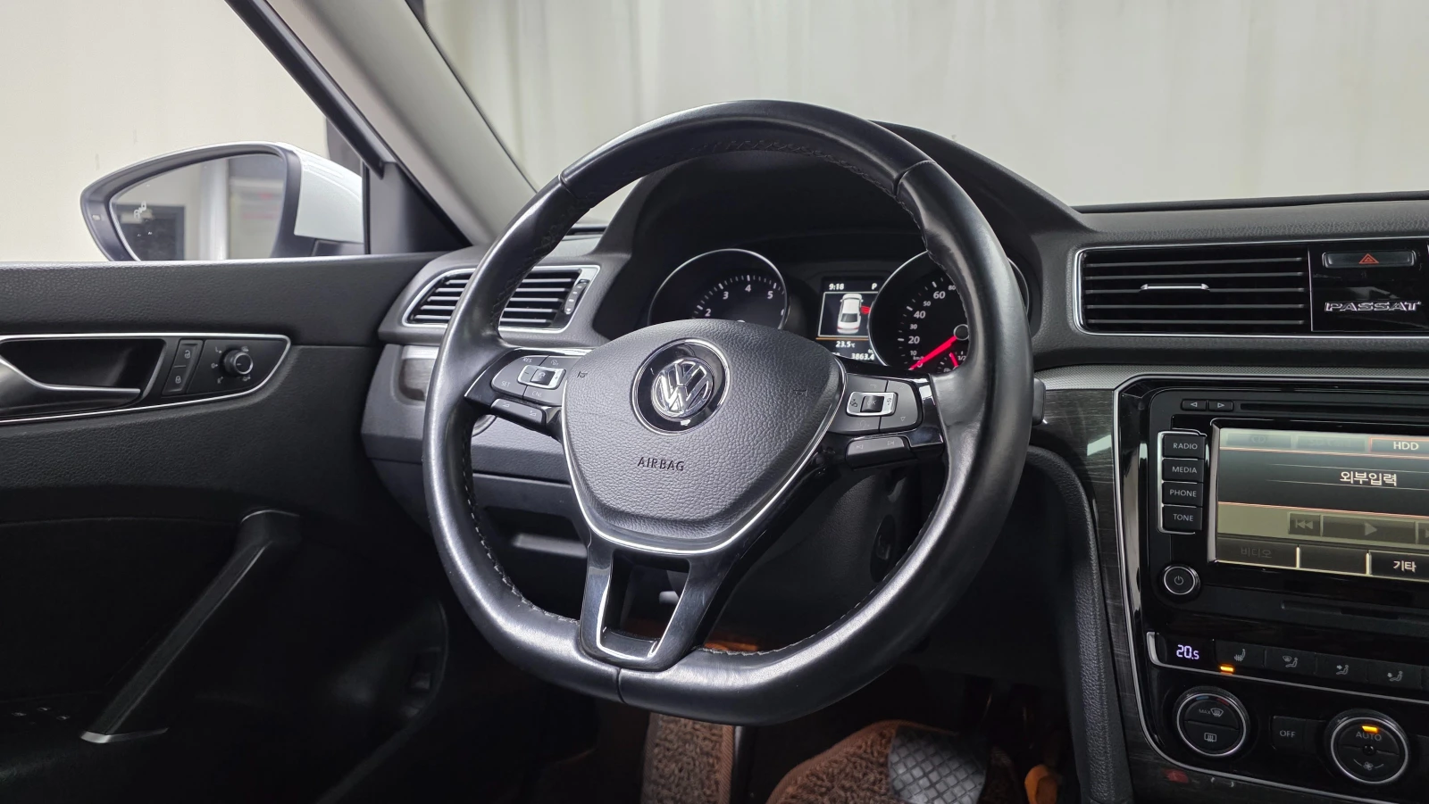 VW Passat 2.0 tsi B7, снимка 16 - Автомобили и джипове - 54911645