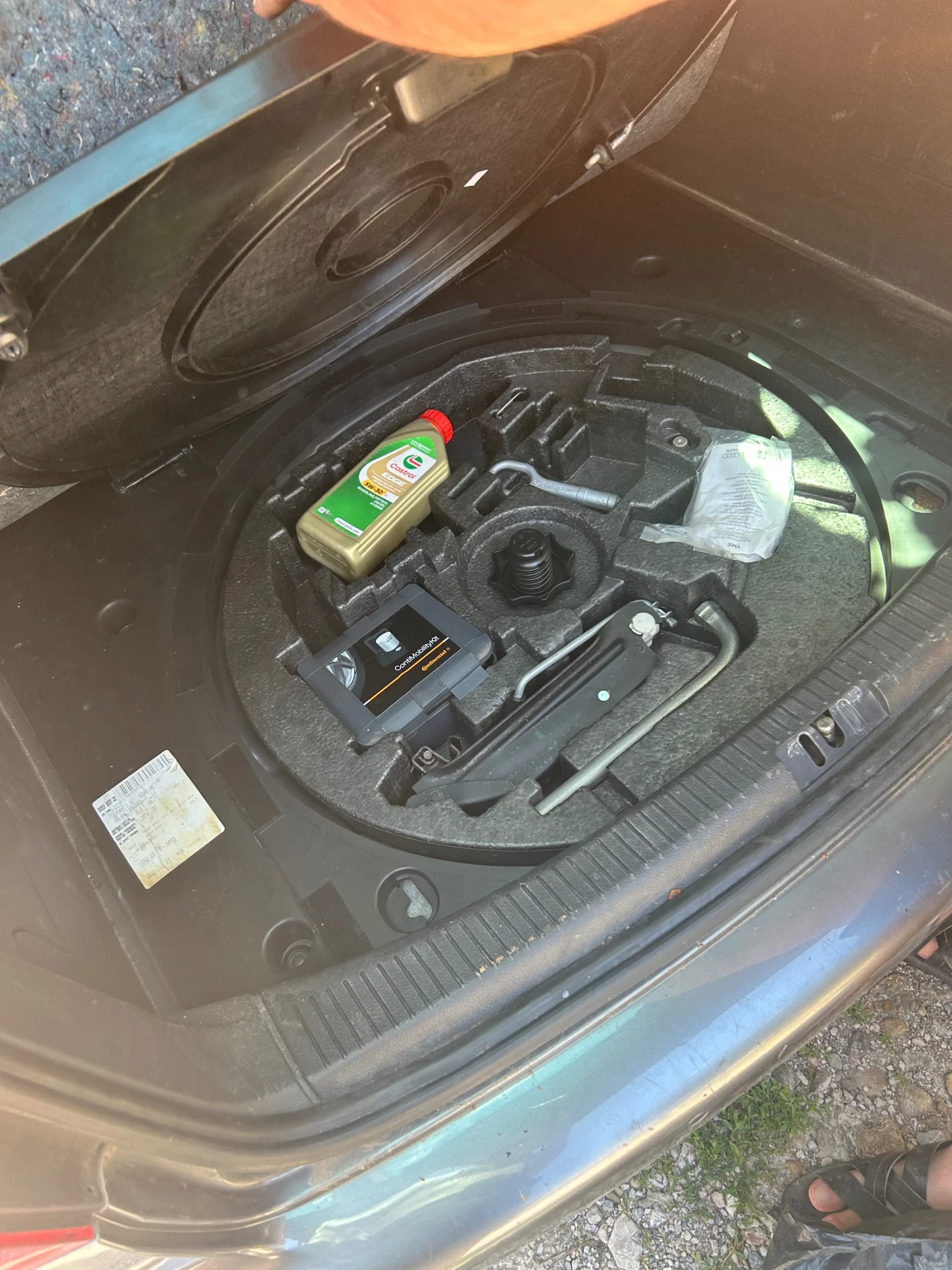 VW Touran, снимка 13 - Автомобили и джипове - 55045779