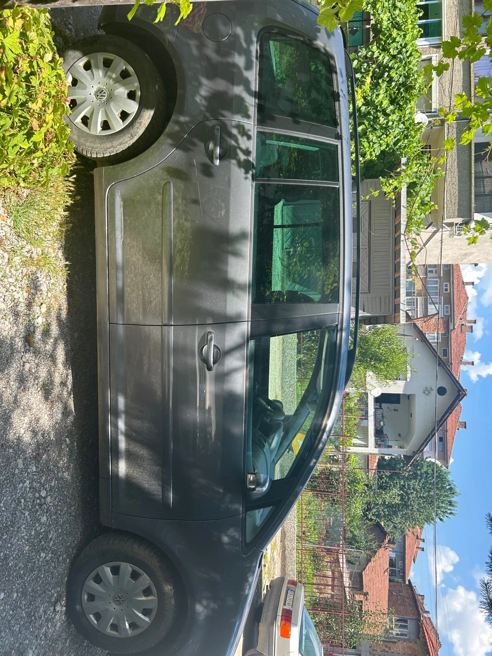 VW Touran, снимка 7 - Автомобили и джипове - 55045779