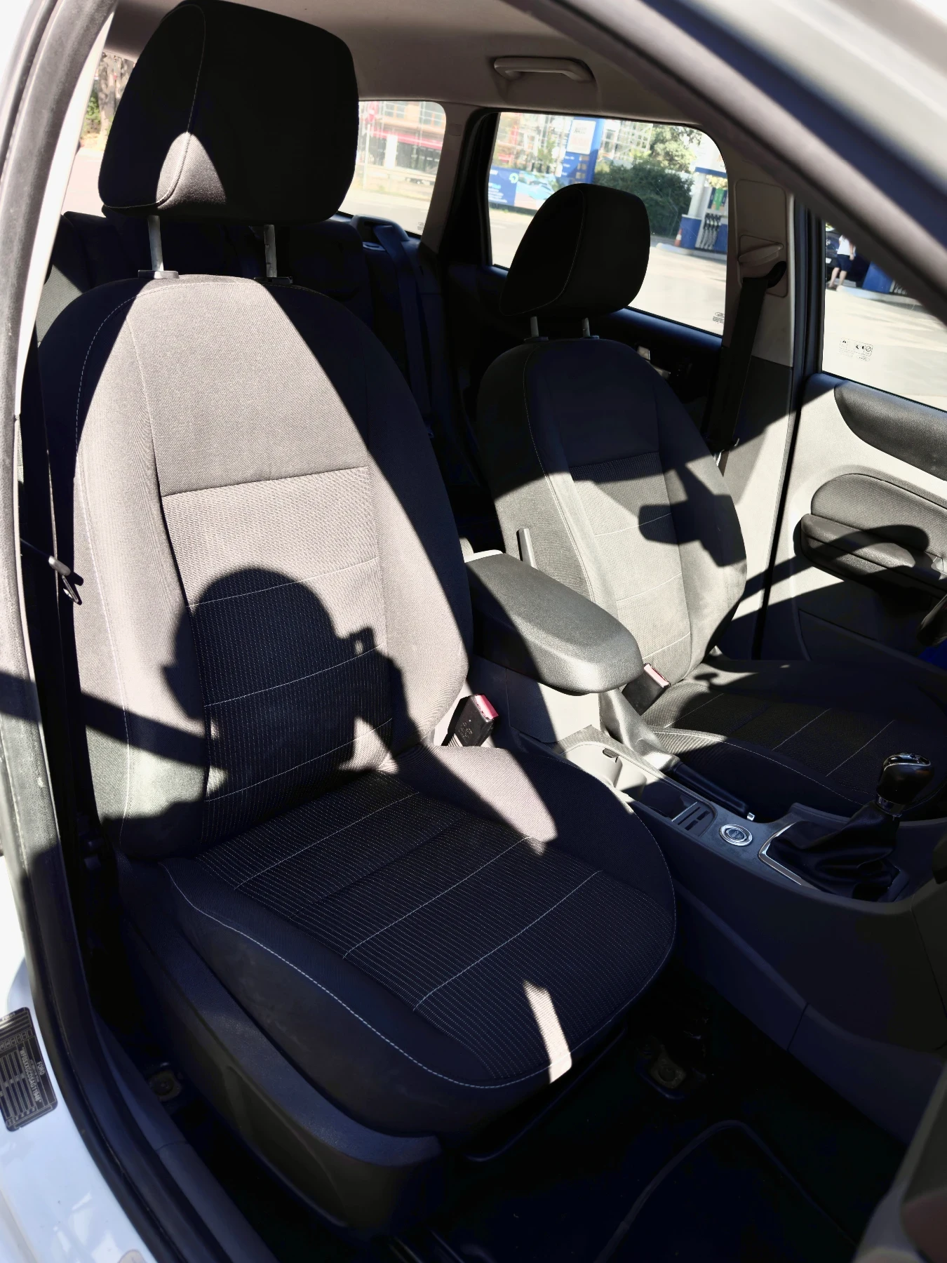 Ford Focus 1.6 CDTI, снимка 10 - Автомобили и джипове - 55515888