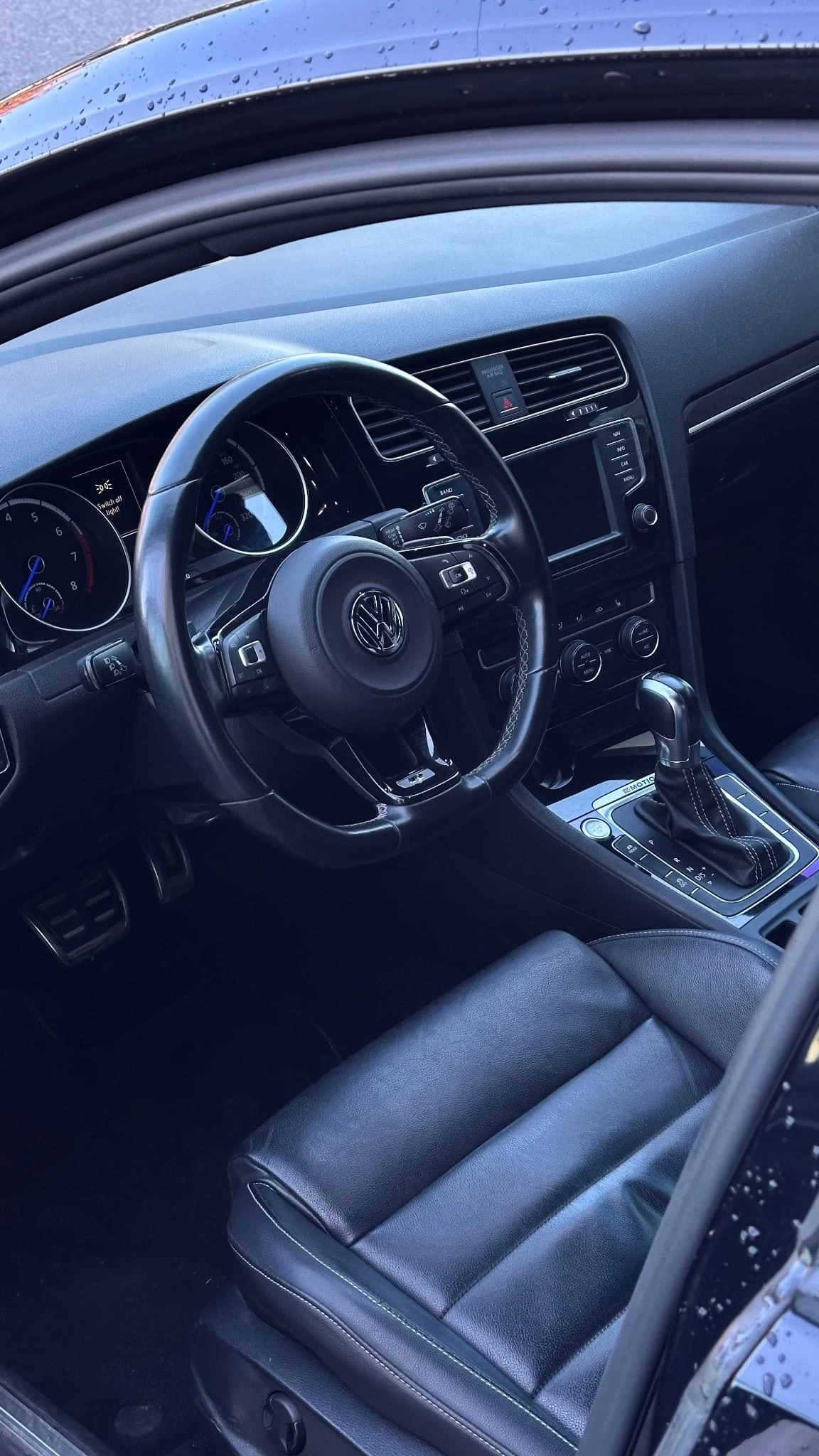 VW Golf R / STAGE 3 / CARFAX / АВТОКРЕДИТ , снимка 5 - Автомобили и джипове - 55884448