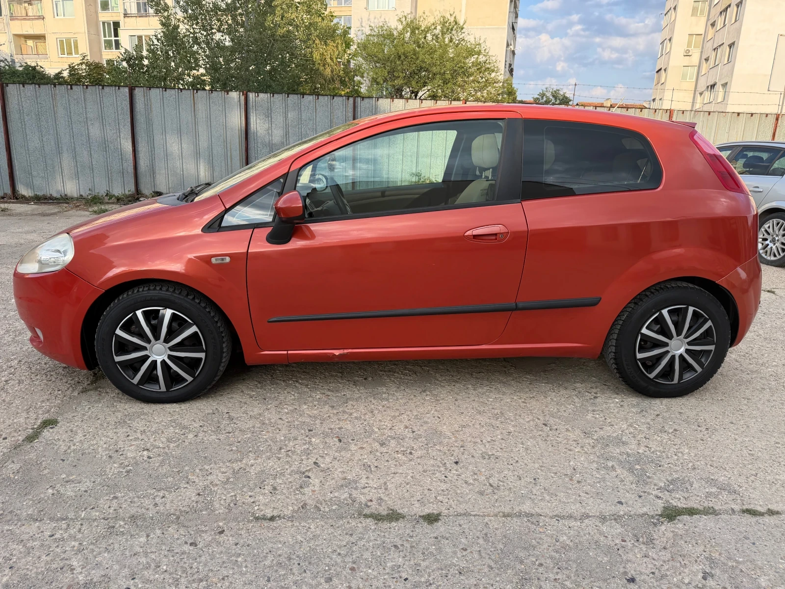 Fiat Punto, снимка 2 - Автомобили и джипове - 56159978