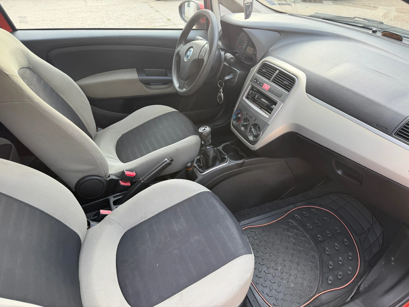 Fiat Punto, снимка 5 - Автомобили и джипове - 56159978