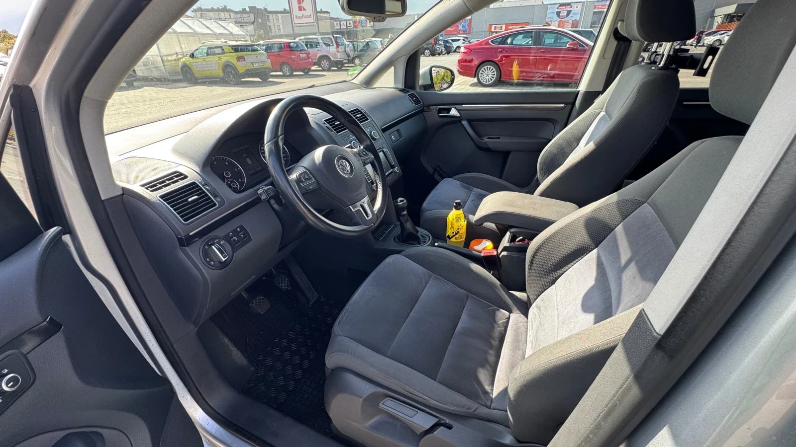 VW Touran 2.0 TDI 140 �.� | Mobile.bg � ����������� 6