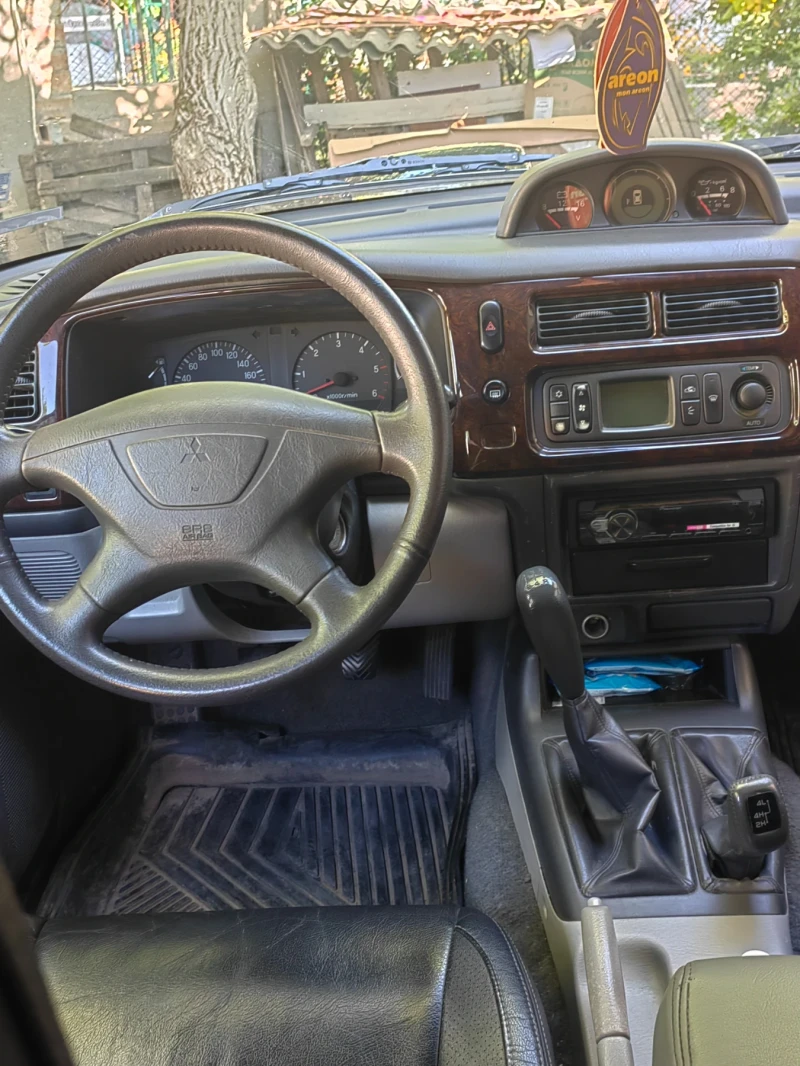 Mitsubishi Pajero sport, снимка 5 - Автомобили и джипове - 47033431