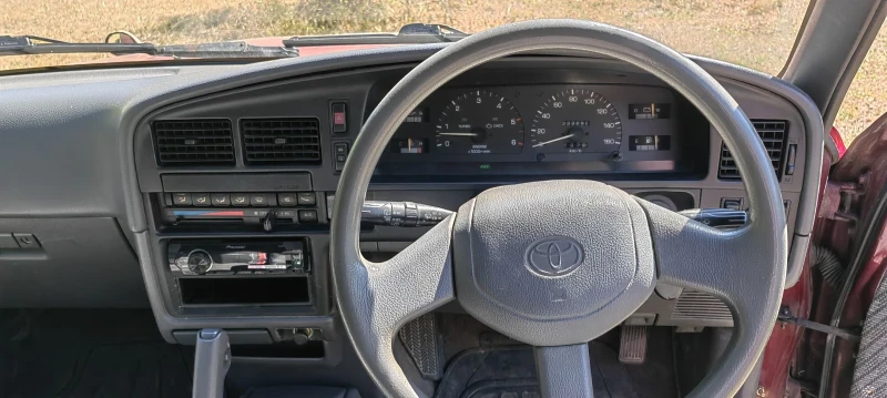 Toyota Hilux, снимка 11 - Автомобили и джипове - 51635154