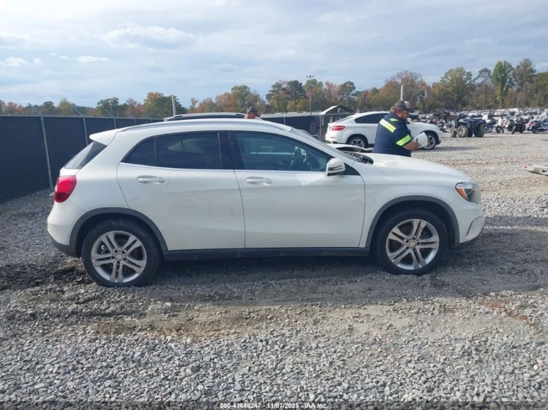 Mercedes-Benz GLA 250 * 4MATIC * CARFAX * БЕЗ ПЪРВОНАЧАЛНА ВНОСКА, снимка 13 - Автомобили и джипове - 52888421