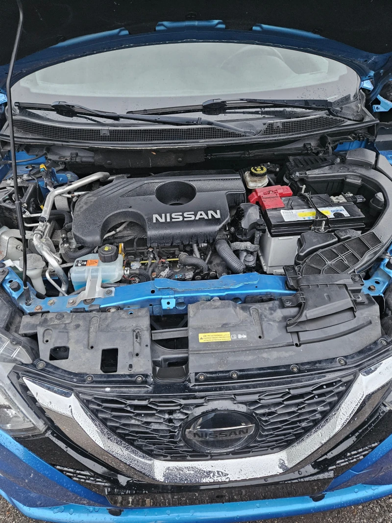 Nissan Qashqai, снимка 13 - Автомобили и джипове - 53259893