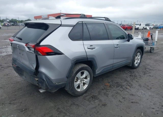 Toyota Rav4 XLE* PANO* ПОДГРЕВИ* КРАЙНА ЦЕНА, снимка 6 - Автомобили и джипове - 48339655