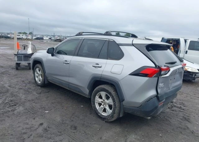 Toyota Rav4 XLE* PANO* ПОДГРЕВИ* КРАЙНА ЦЕНА, снимка 4 - Автомобили и джипове - 48339655