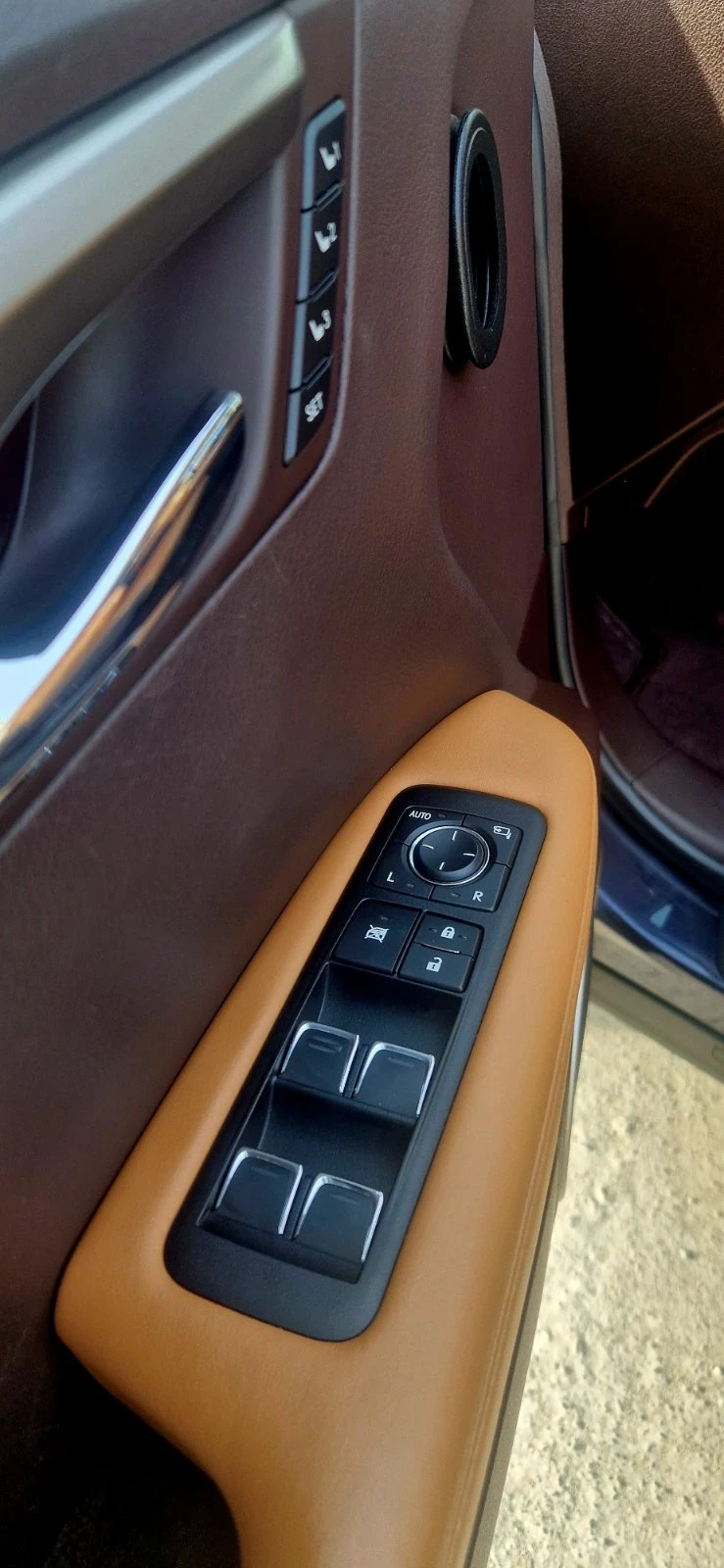 Lexus RX 450h, снимка 6 - Автомобили и джипове - 54221162