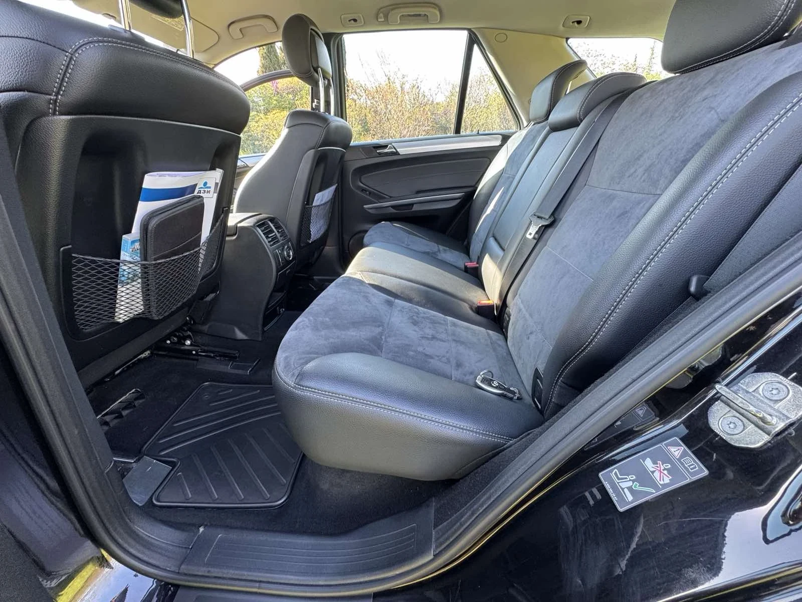 Mercedes-Benz ML 350  - изображение 6