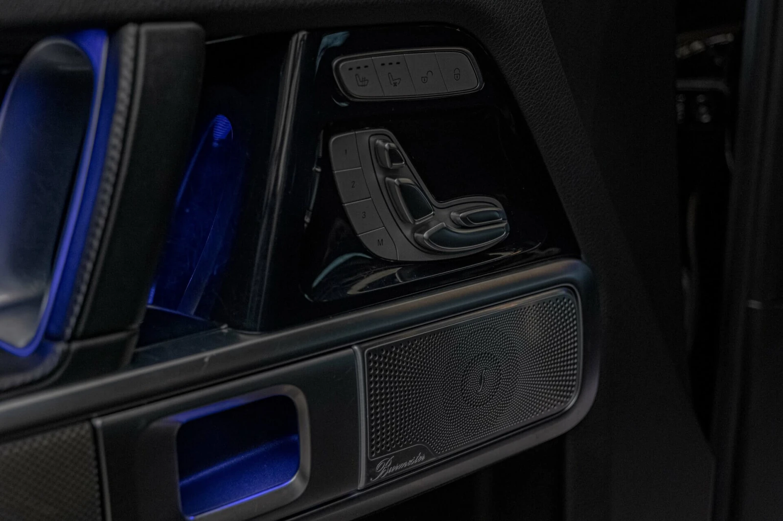 Mercedes-Benz G 500 4Matic/Virtual/Обдухване/Burmester/Камера/ - изображение 8