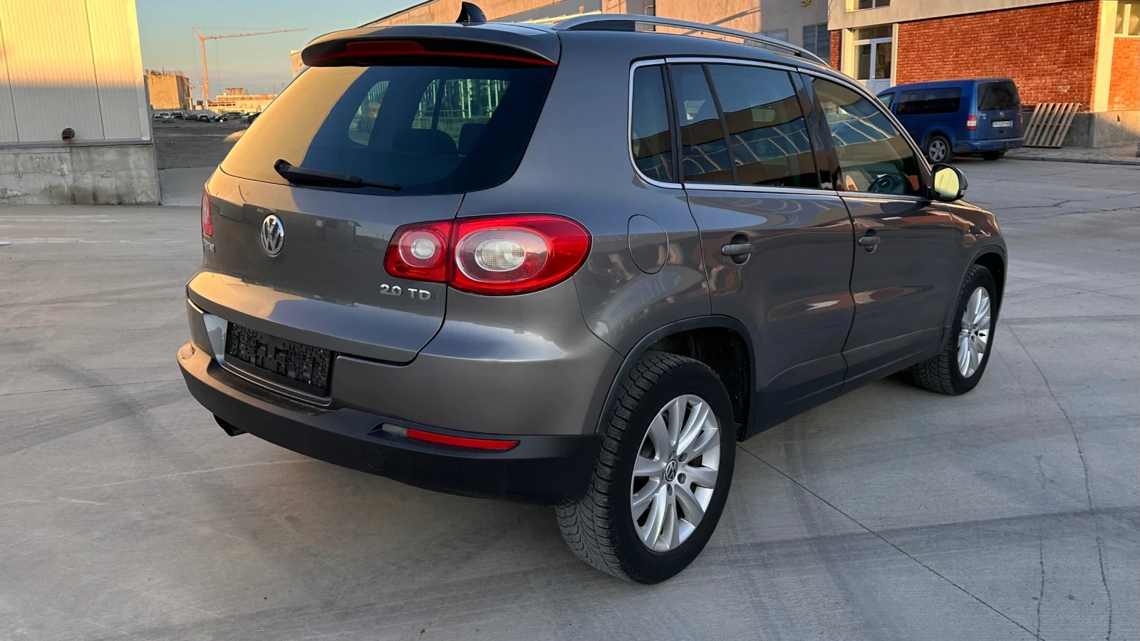 VW Tiguan 2.0 4motion sport style  - изображение 4