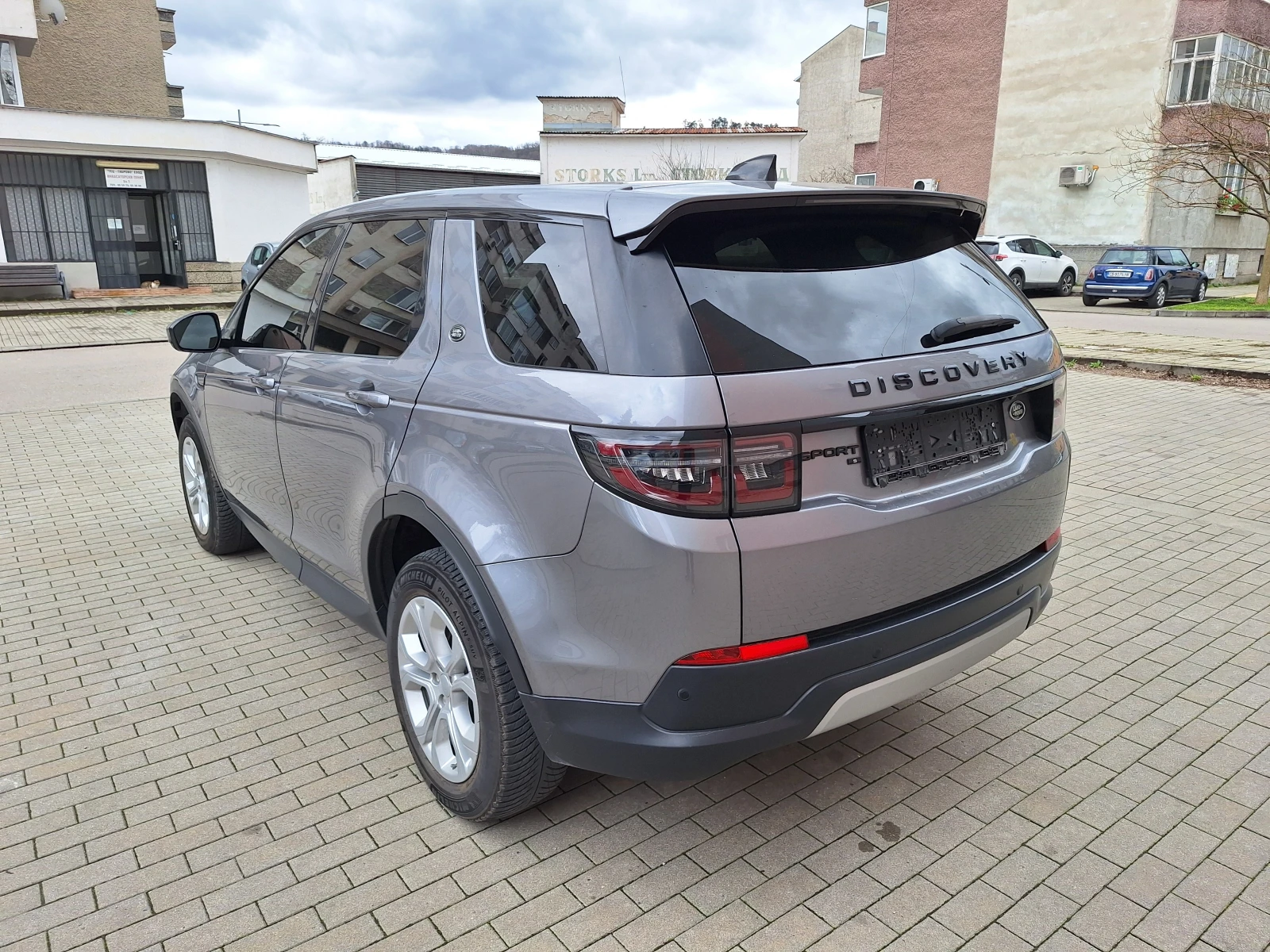 Land Rover Discovery Sport 2.0D/m-hev 4x4 Full!, снимка 8 - Автомобили и джипове - 54143253