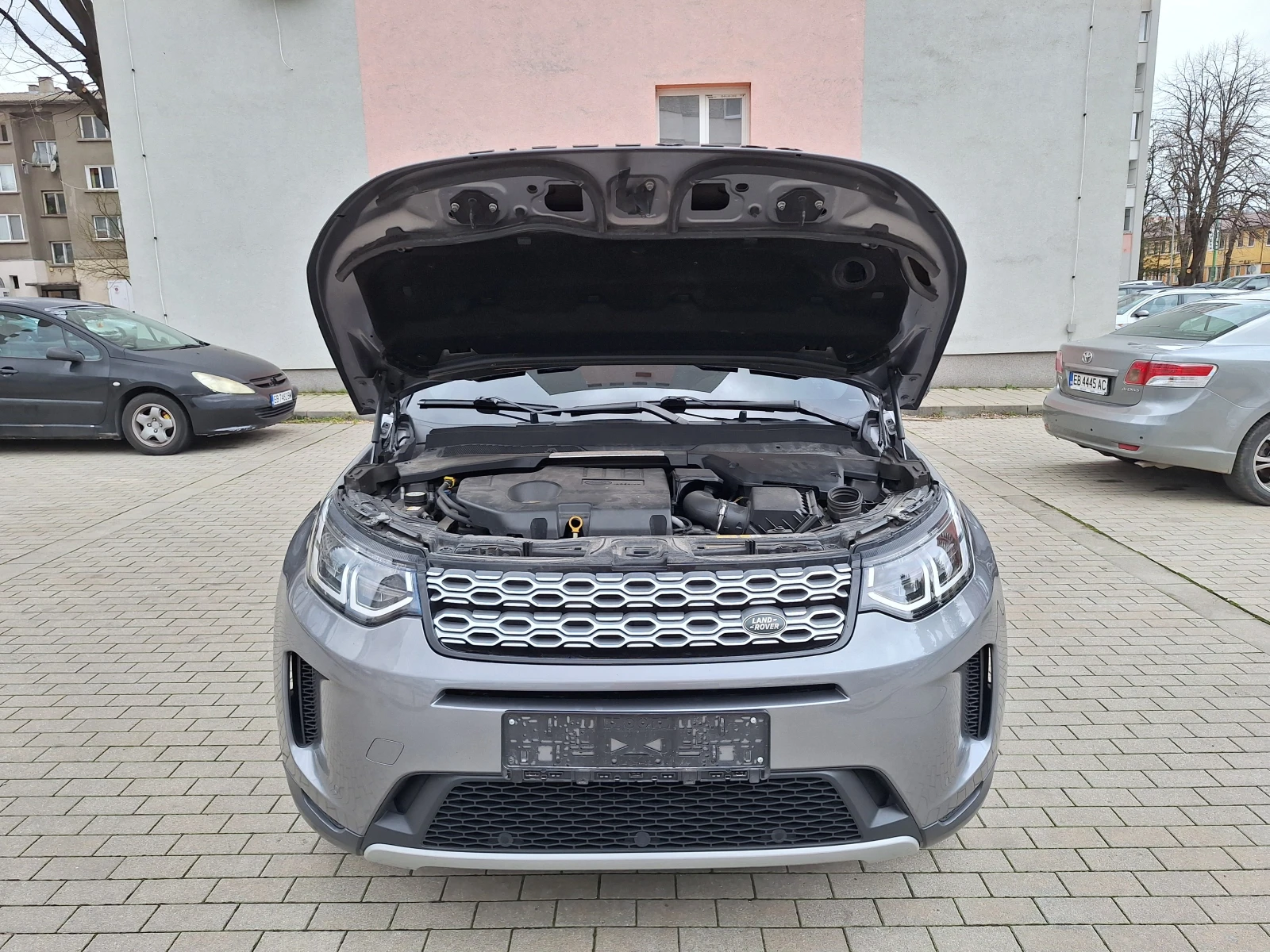 Land Rover Discovery Sport 2.0D/m-hev 4x4 Full!, снимка 3 - Автомобили и джипове - 54143253