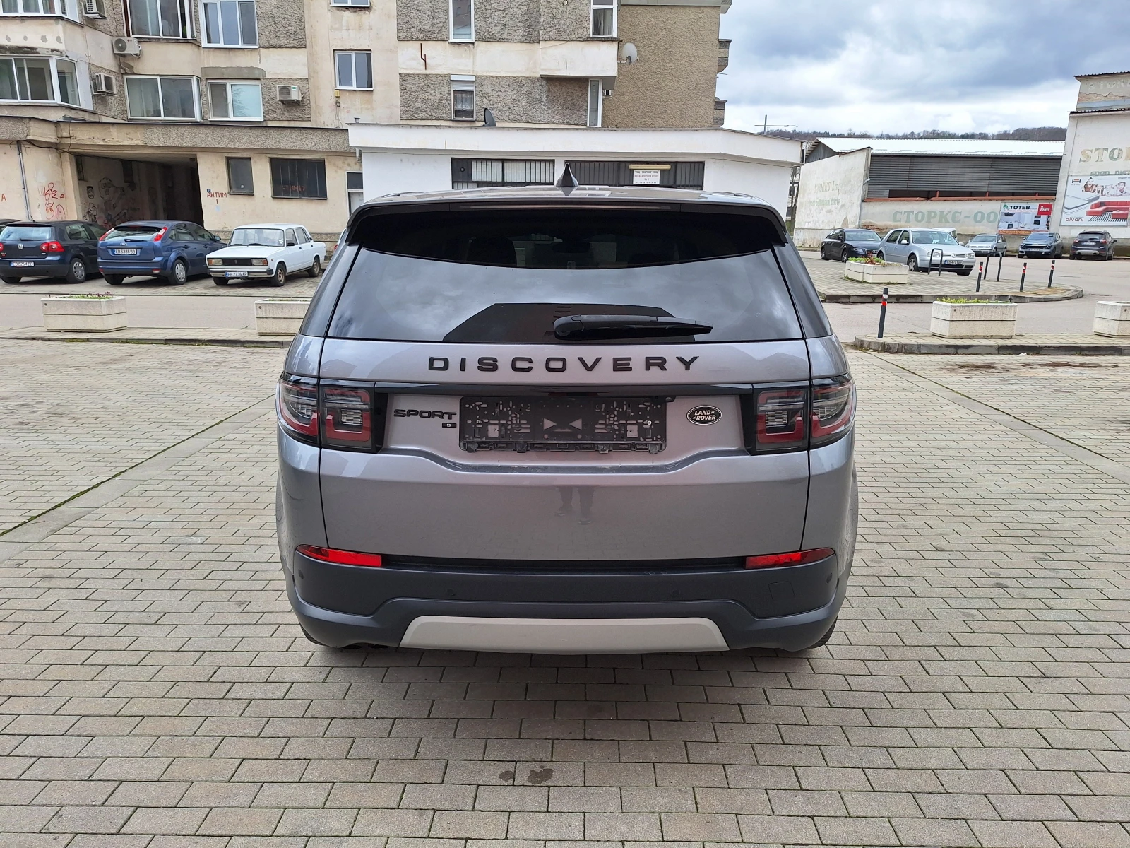 Land Rover Discovery Sport 2.0D/m-hev 4x4 Full!, снимка 9 - Автомобили и джипове - 54143253