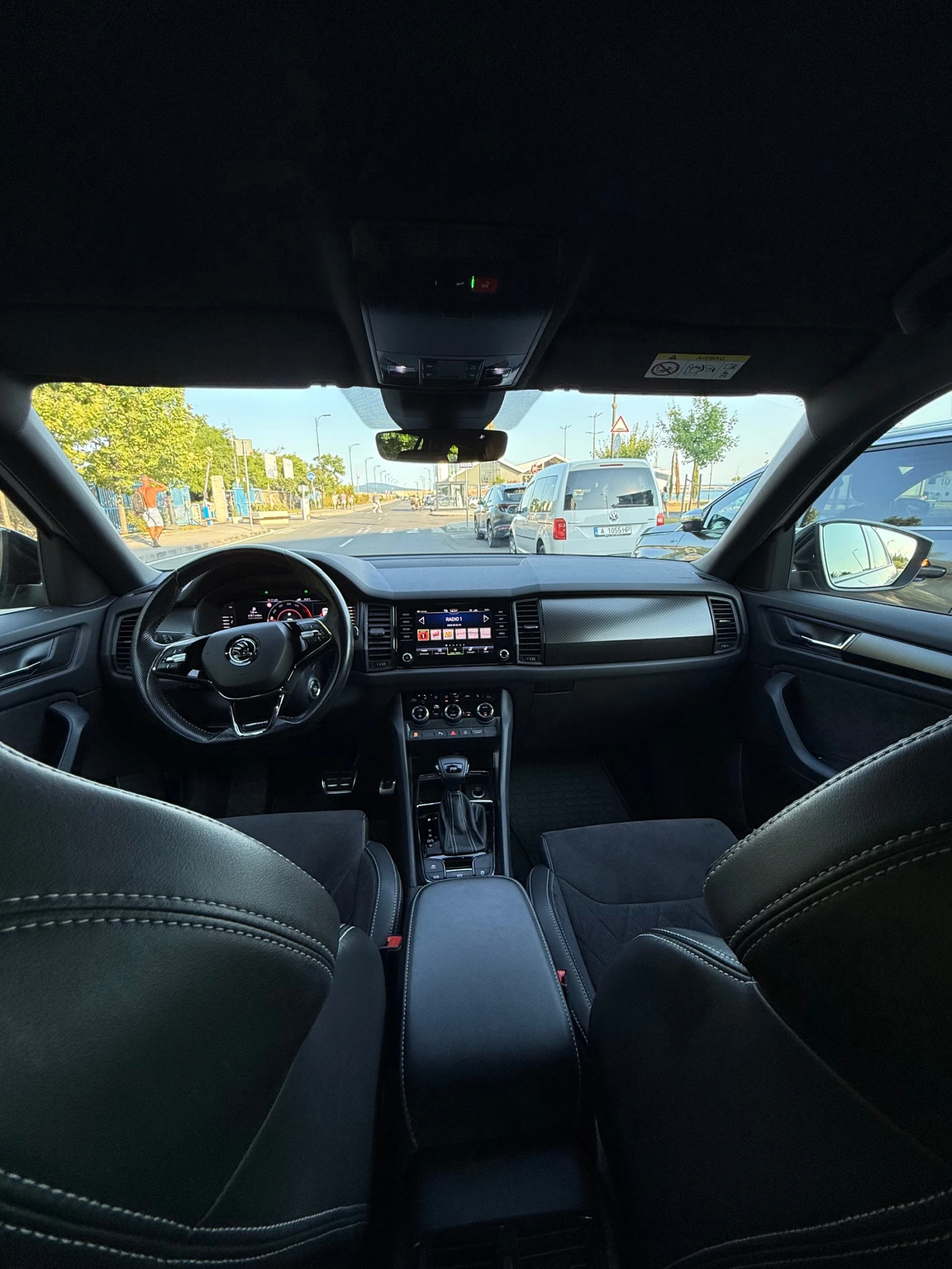 Skoda Kodiaq Sport line/Дигитално табло/7 места/ДДС, снимка 7 - Автомобили и джипове - 54196768