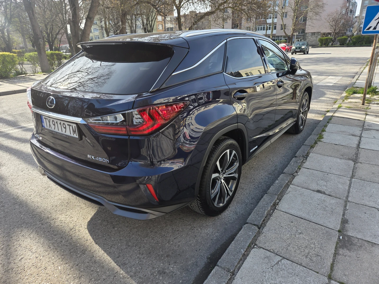 Lexus RX 450h, снимка 16 - Автомобили и джипове - 54221162