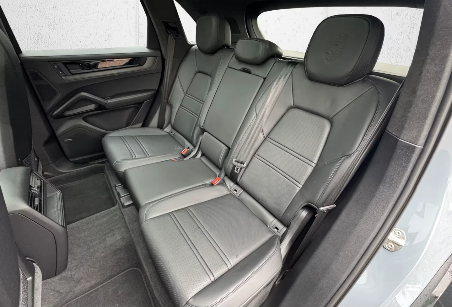 Porsche Cayenne GTS* HEAD-UP* PANO* DISTR* MEMORY* KEYLESS* BOSE* , снимка 17 - Автомобили и джипове - 54451756