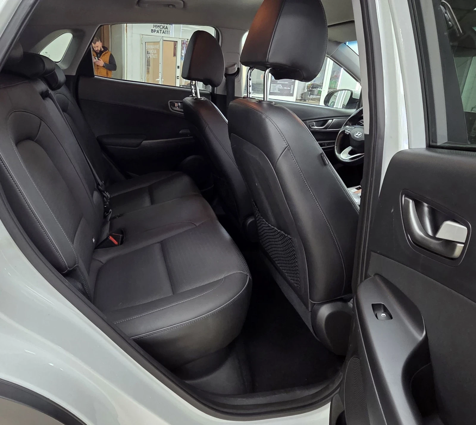 Hyundai Kona 64KWh/Premium/SOH100%, снимка 8 - Автомобили и джипове - 54530221