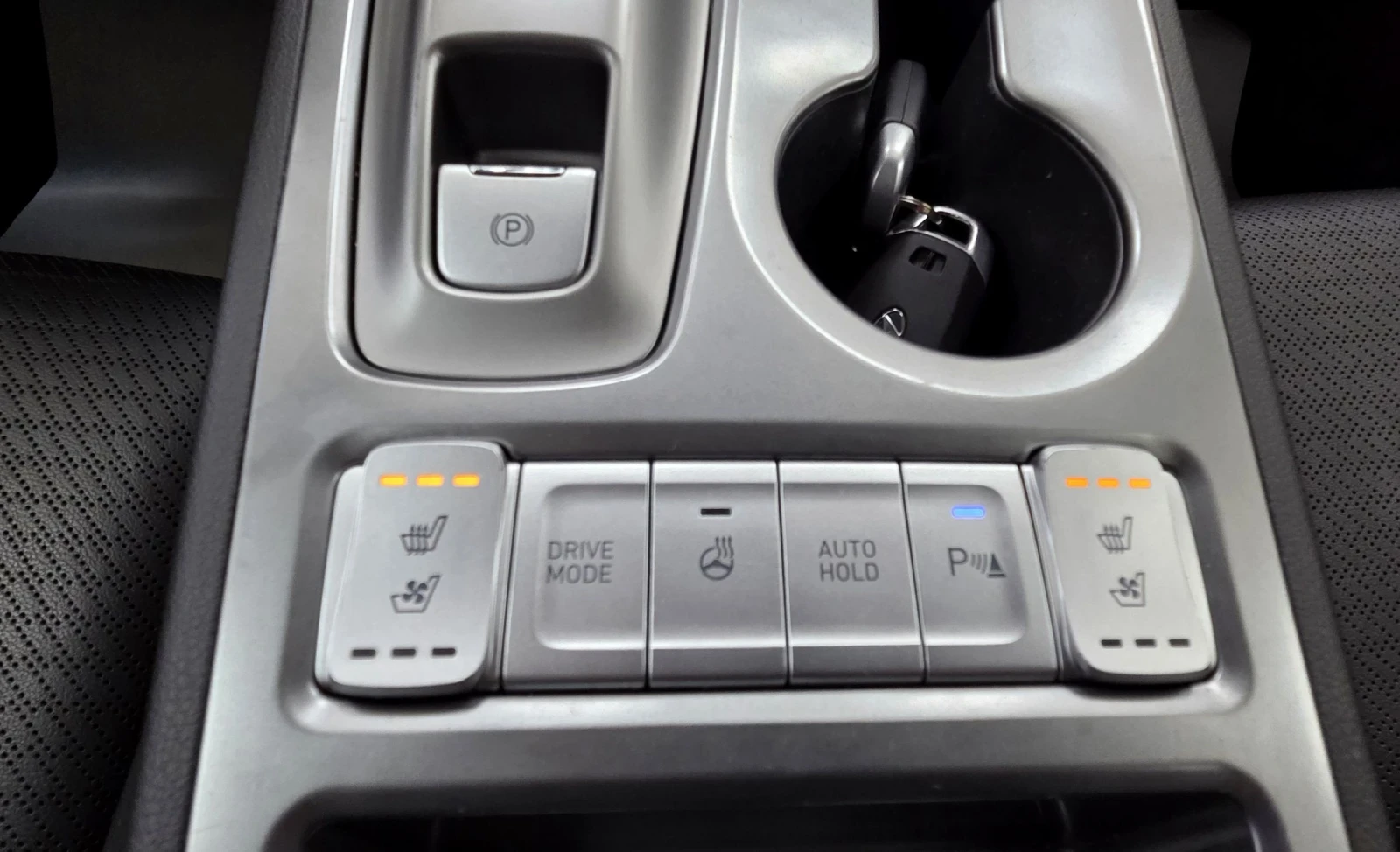Hyundai Kona 64KWh/Premium/SOH100%, снимка 13 - Автомобили и джипове - 54530221