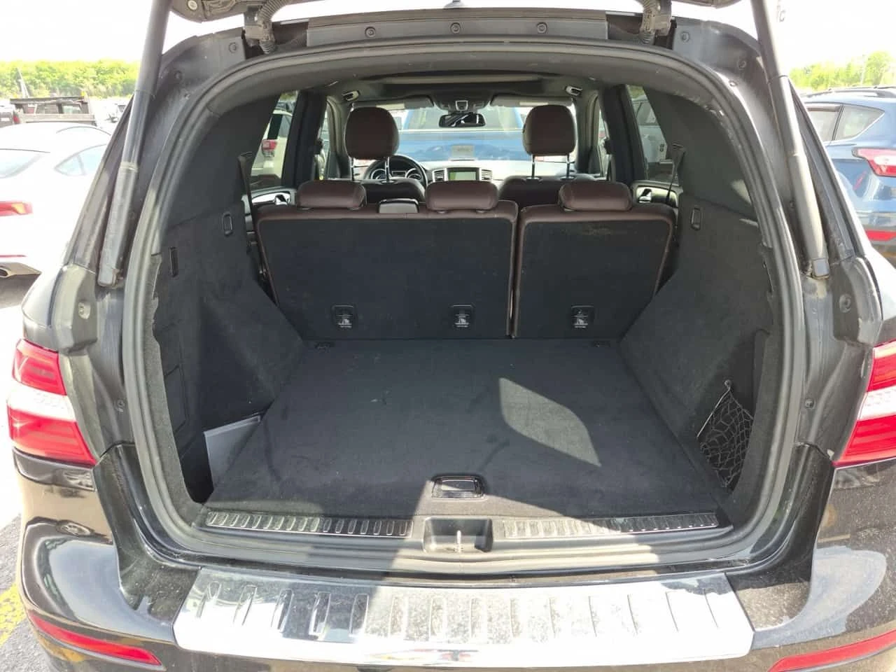 Mercedes-Benz ML 350 * BLUETEC * CARFAX * 360 КАМЕРА * АВТОКРЕДИТ * , снимка 13 - Автомобили и джипове - 54787162