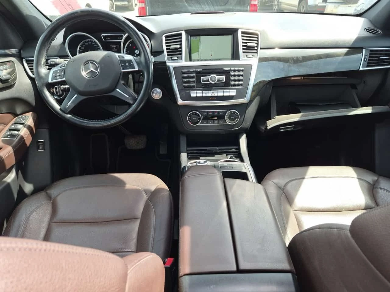 Mercedes-Benz ML 350 * BLUETEC * CARFAX * 360 КАМЕРА * АВТОКРЕДИТ * , снимка 9 - Автомобили и джипове - 54787162