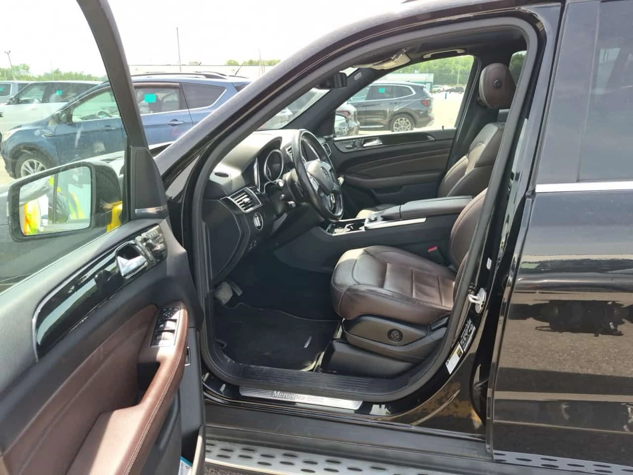 Mercedes-Benz ML 350 * BLUETEC * CARFAX * 360 КАМЕРА * АВТОКРЕДИТ * , снимка 7 - Автомобили и джипове - 54787162