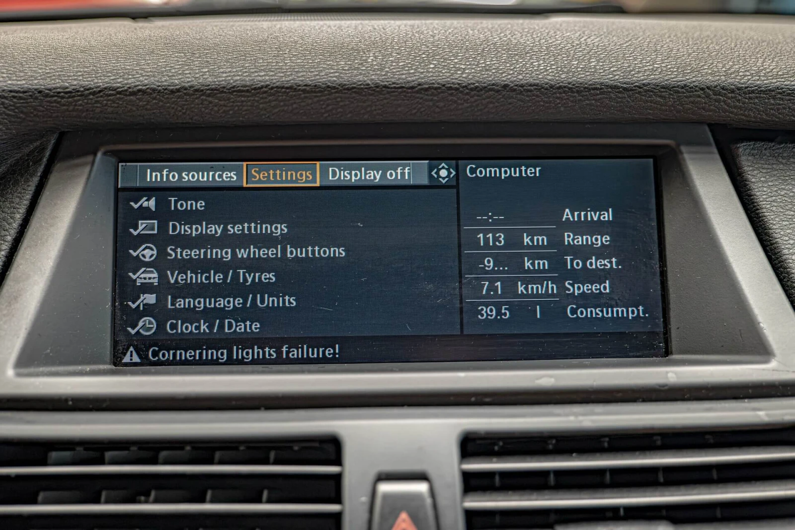 BMW X5 3.0D/M-Perf/Панорама/Алкантар/PDC/Xenon, снимка 12 - Автомобили и джипове - 55825168