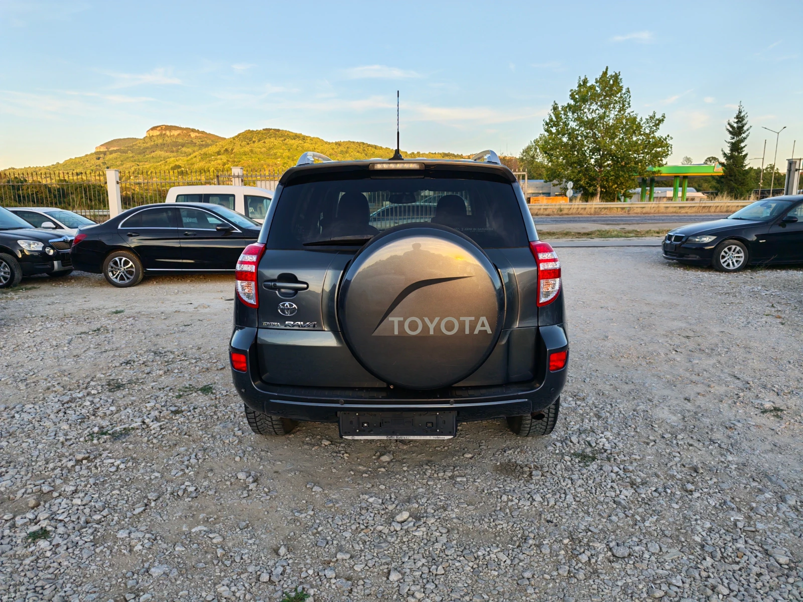 Toyota Rav4 2.0 Бензин .Газ .Автомат, снимка 6 - Автомобили и джипове - 55958974