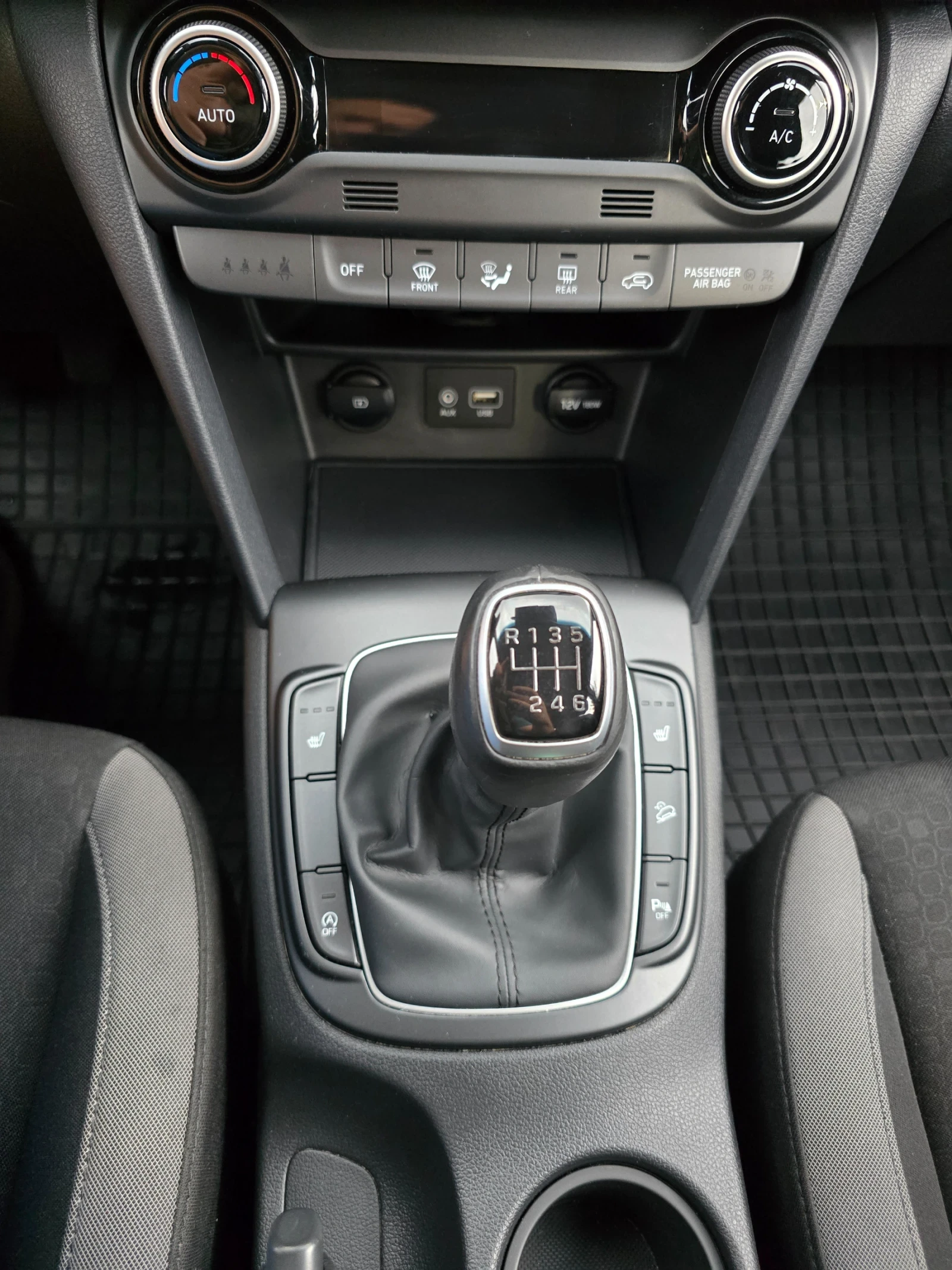 Hyundai Kona, снимка 12 - Автомобили и джипове - 56046855