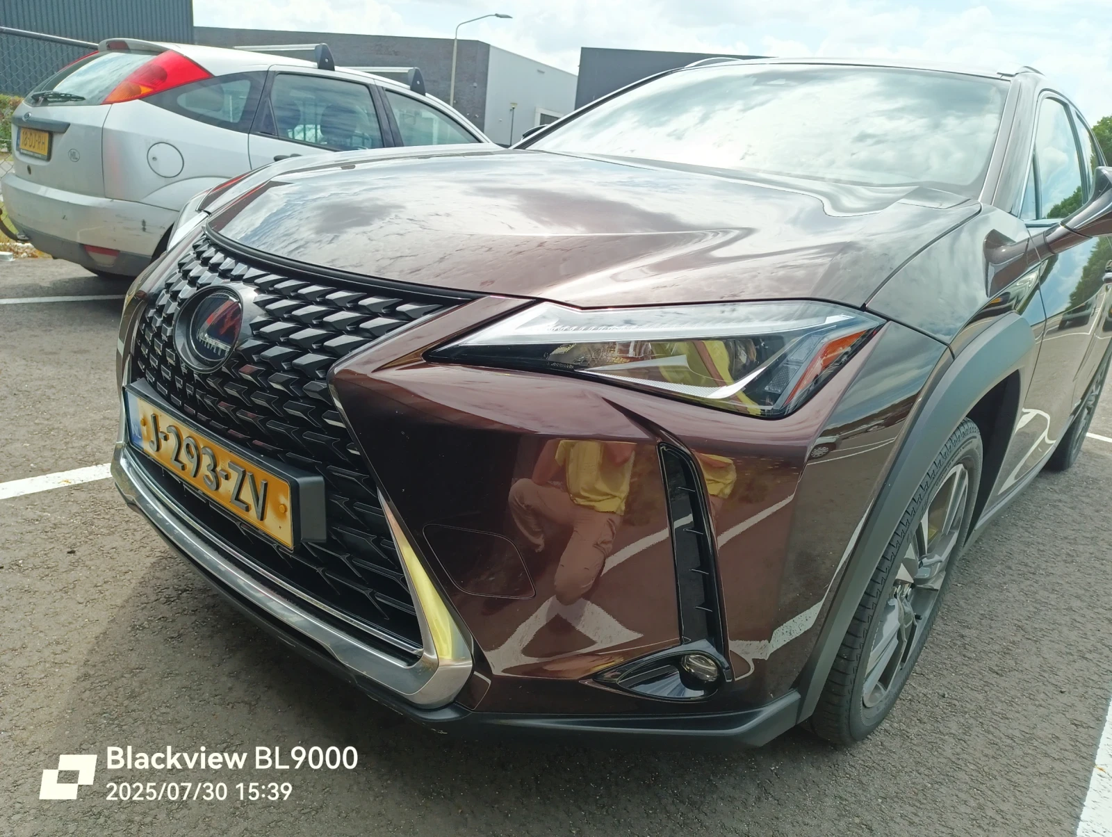 Lexus UX 250h, снимка 3 - Автомобили и джипове - 56245779