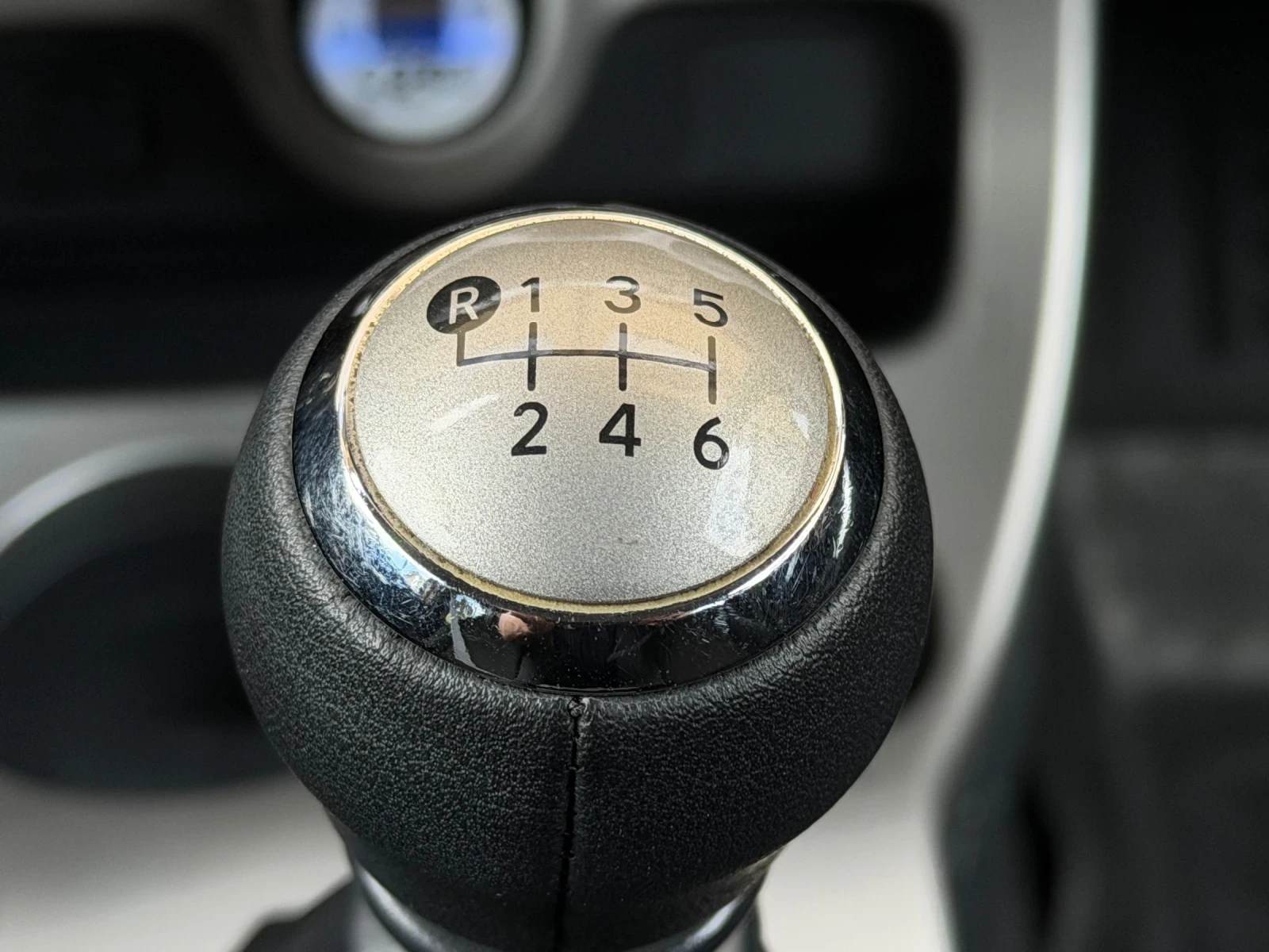 Toyota Urban Cruiser 4x4-1.4D4D-90kc-171���.�� | Mobile.bg � ����������� 16