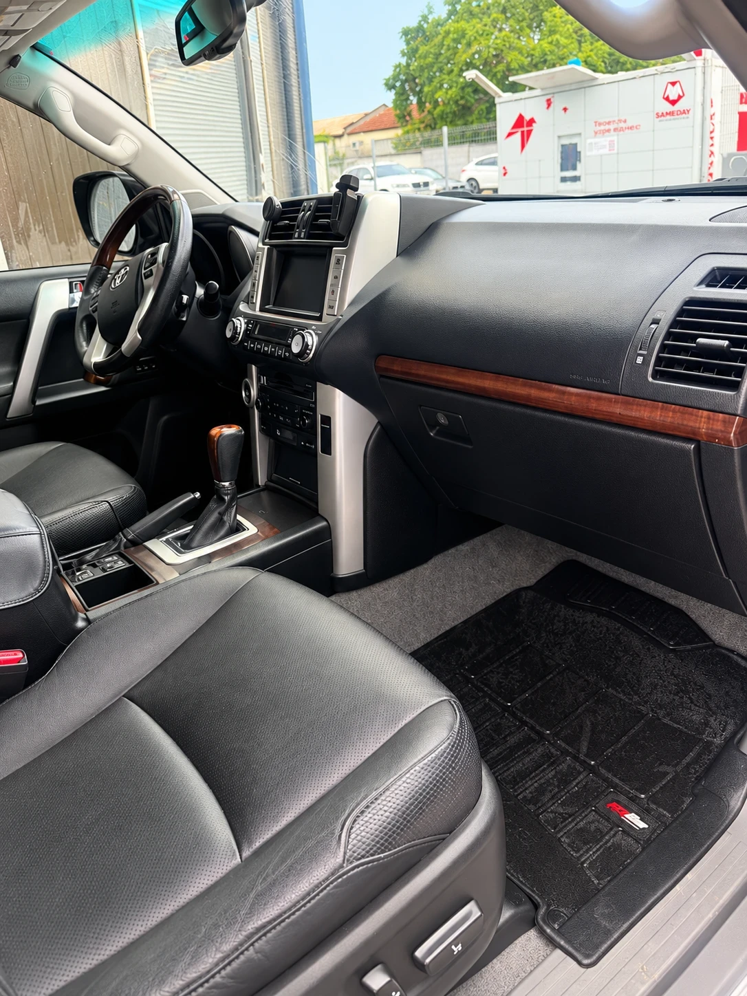 Toyota Land cruiser, снимка 8 - Автомобили и джипове - 56562949