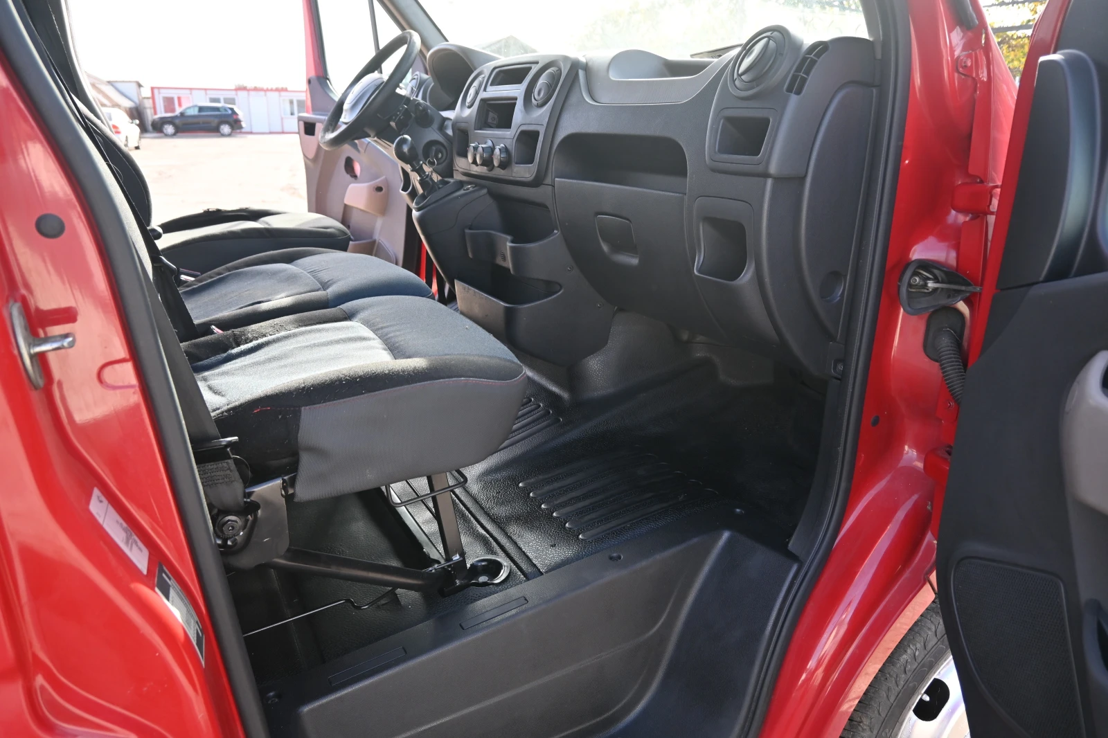Renault Master В ДВИЖЕНИЕ, снимка 13 - Бусове и автобуси - 56611908