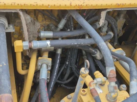 Багер Cat 330D, снимка 10