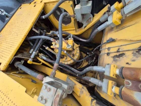 Багер Cat 330D, снимка 9