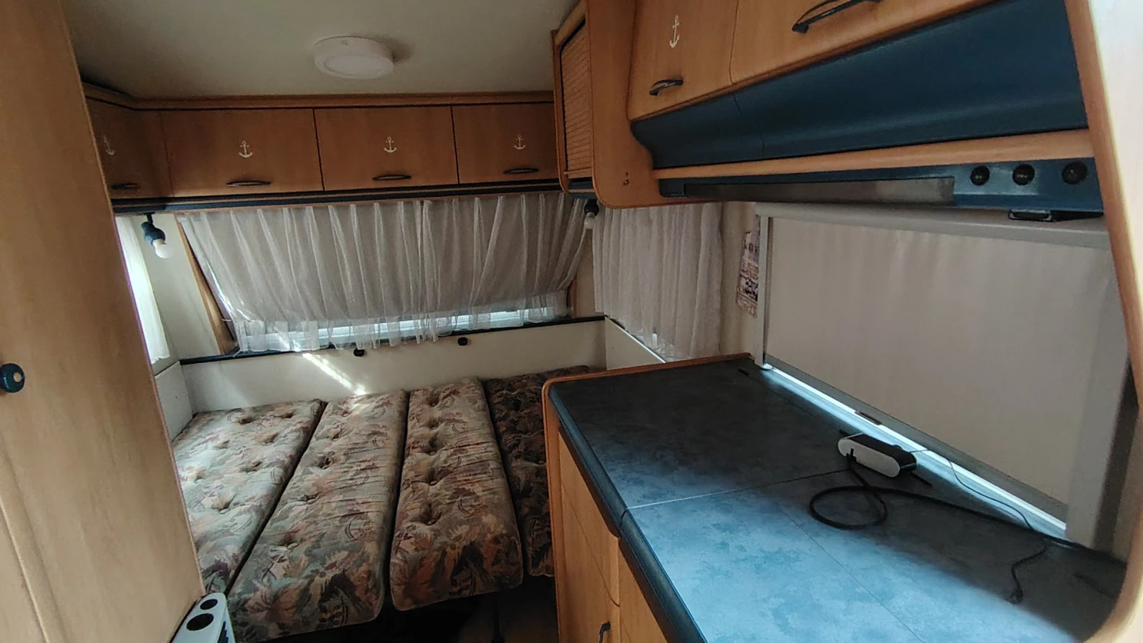 Каравана Hobby, снимка 7 - Каравани и кемпери - 54095288