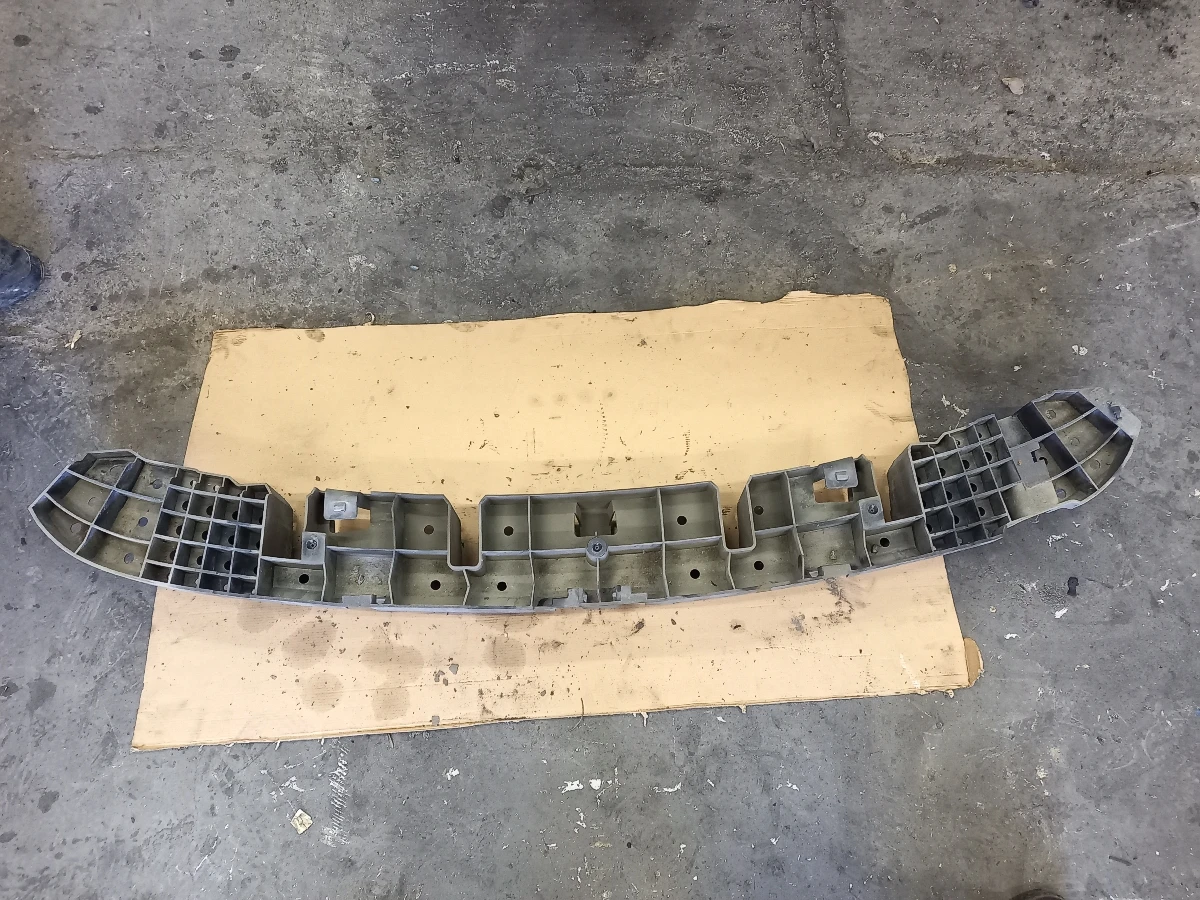 Основа задна броня греда Рено Лагуна комби (б)