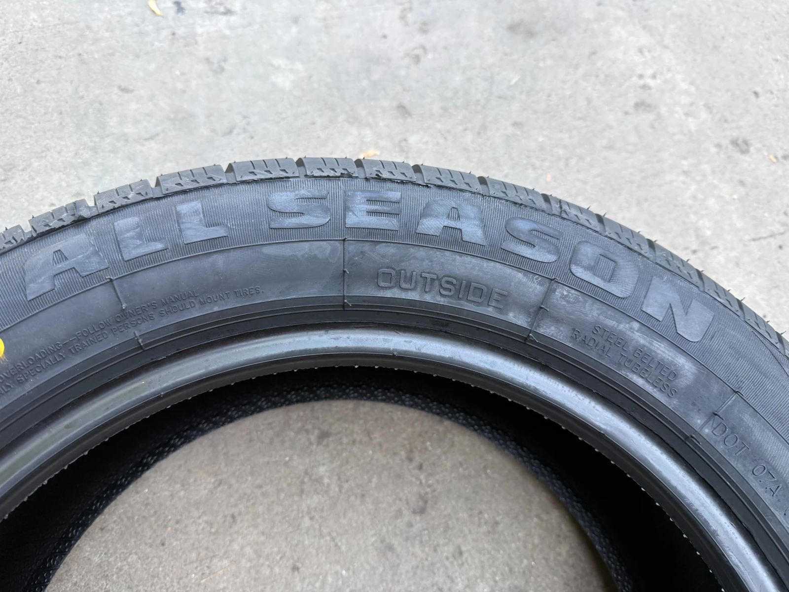 Гуми Зимни 205/55R16, снимка 5 - Гуми и джанти - 55650143