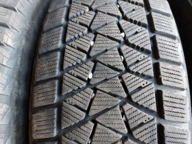 Гуми Зимни 225/65R17, снимка 5 - Гуми и джанти - 39103329