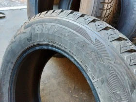 Гуми Зимни 225/65R17, снимка 8 - Гуми и джанти - 39103329