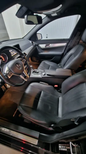 Mercedes-Benz C 300, снимка 8