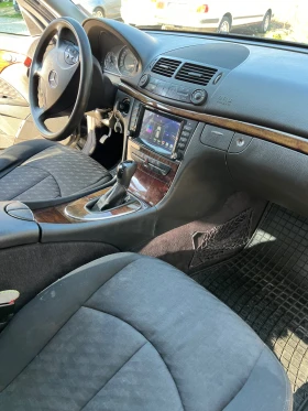 Mercedes-Benz 220, снимка 6