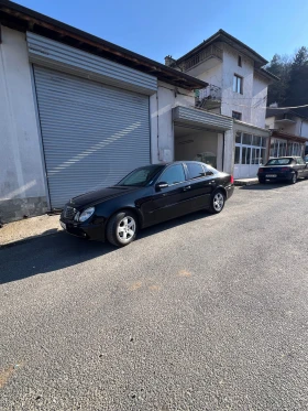 Mercedes-Benz 220, снимка 5