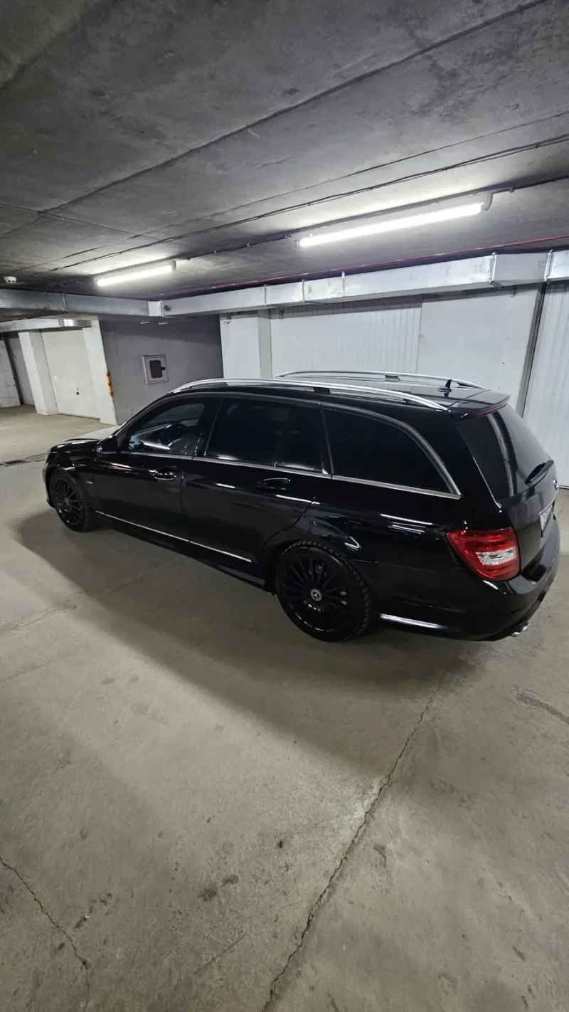 Mercedes-Benz C 300, снимка 5 - Автомобили и джипове - 52840477