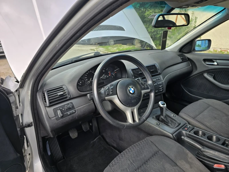 BMW 318, снимка 8 - Автомобили и джипове - 52325306